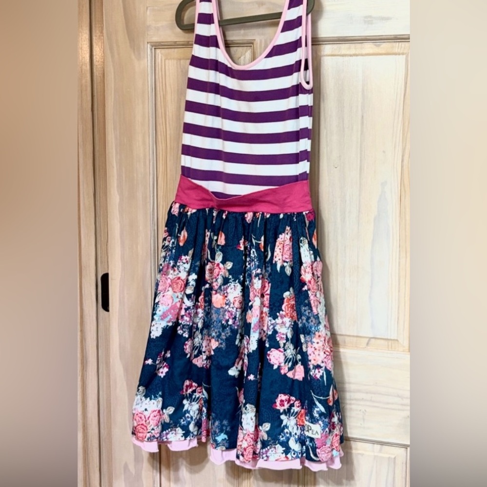 Kpea Women’s floral dress S/M.  Mommy dress.